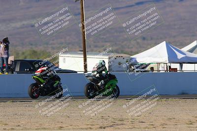 media/Oct-29-2022-CVMA (Sat) [[14c0aa3b66]]/Race 11 Amateur Supersport Open/